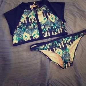 Unique Cropped Rashguard Swimsuit