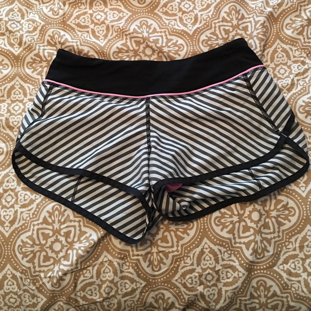 Lululemon speed shorts soo adorable