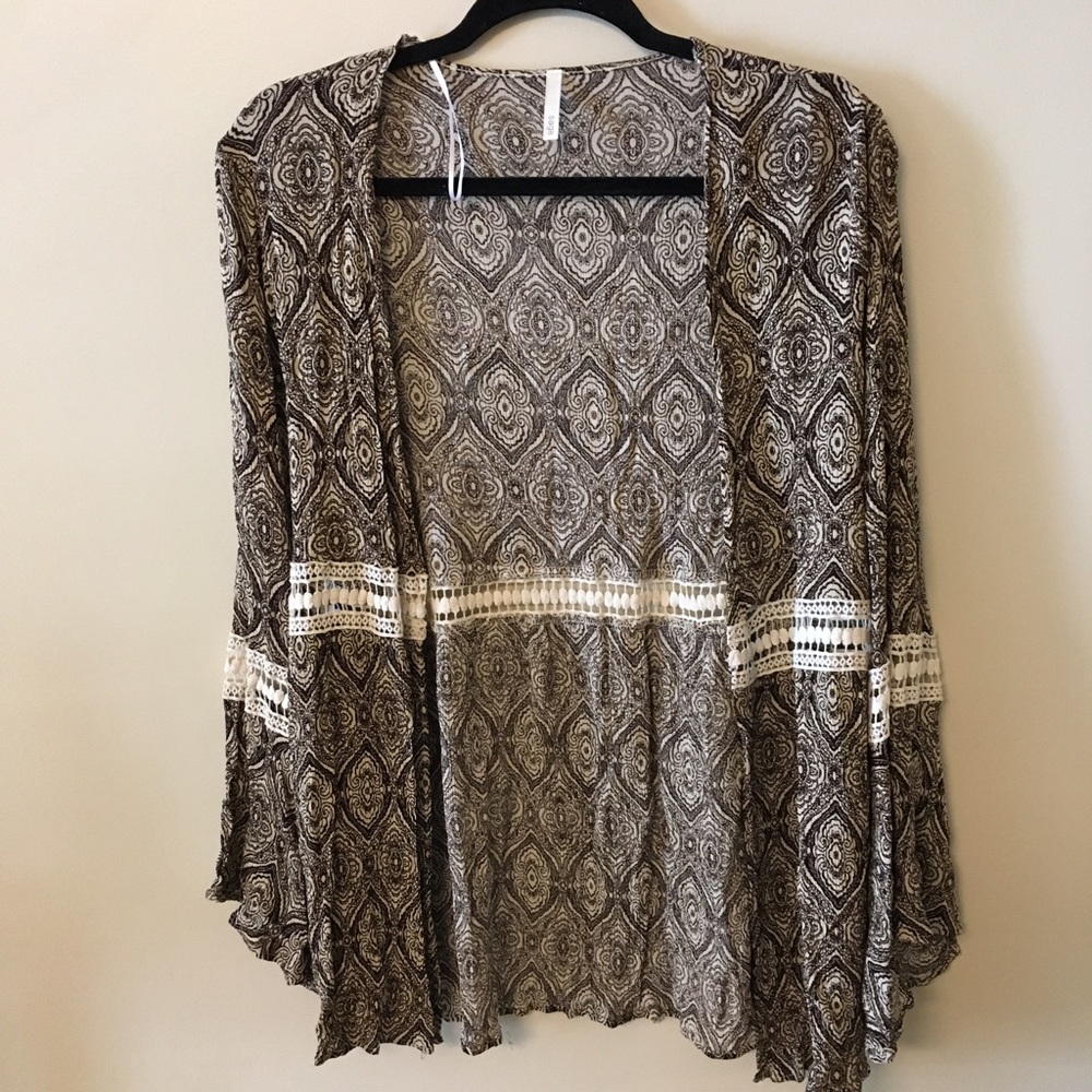 Boutique Brand Brown & White Cardigan