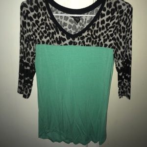 Half sleeve shirt