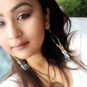 Meet your Posher, Reyna