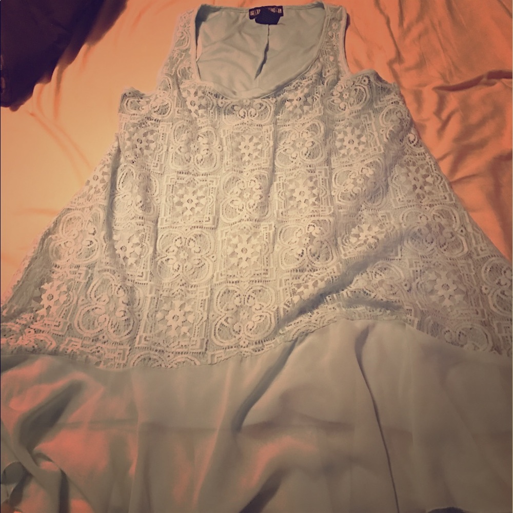 Paper doll lace tunic