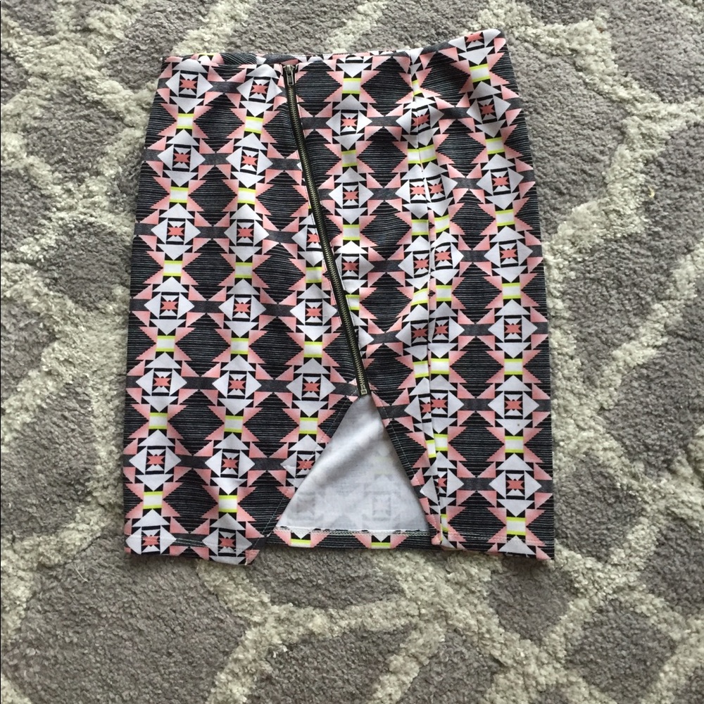 Tribal print skirt