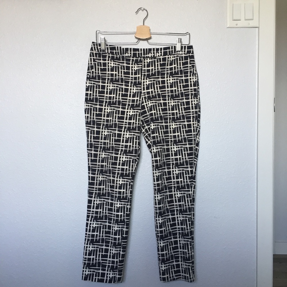 Forever 21 Capri Pants