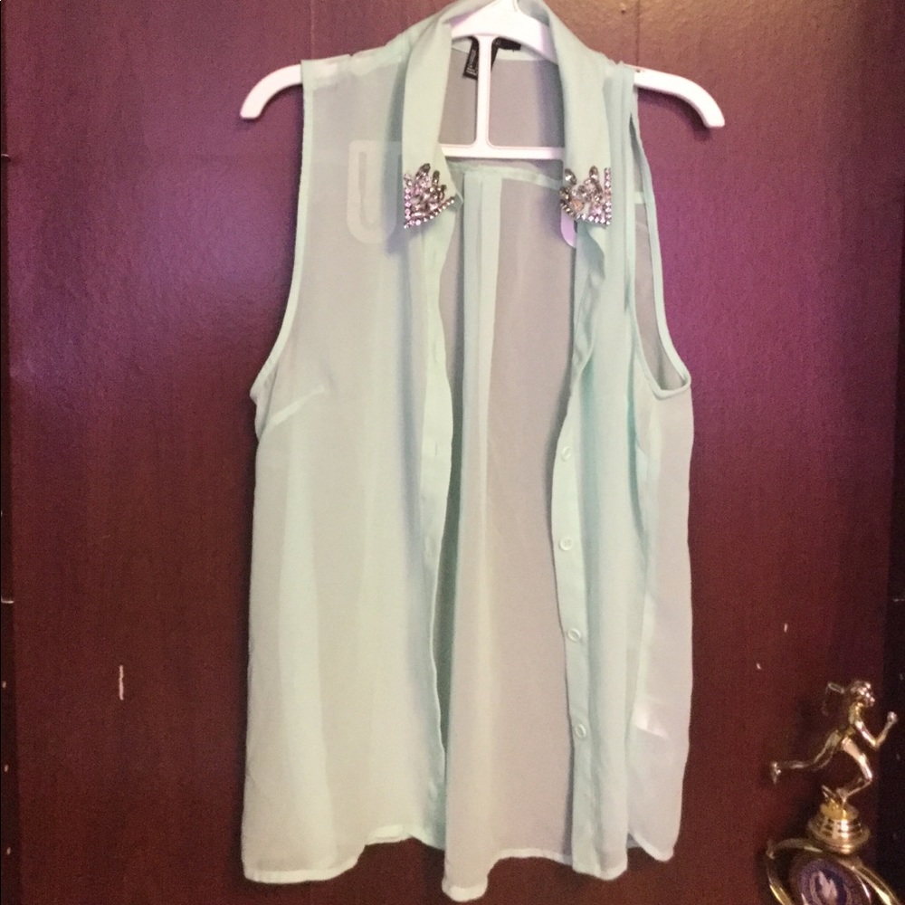 Brand new never worn tank top