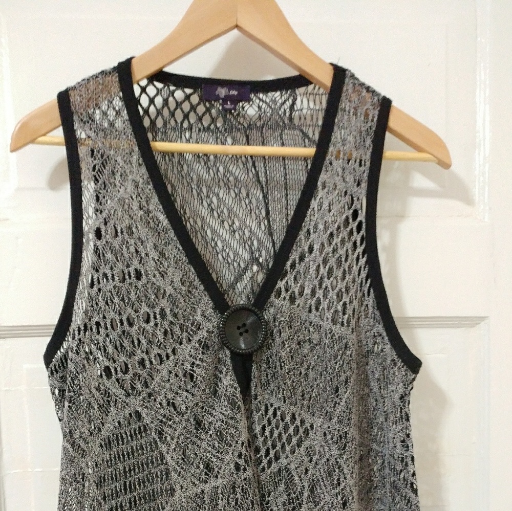 Tunic - Picture 3 of 4