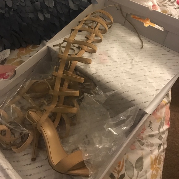 Hastings-32 by Aldo size 8 - Picture 1 of 2