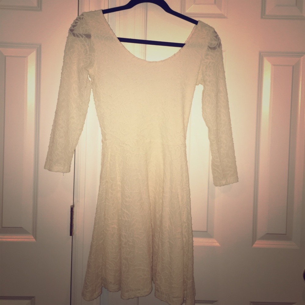 Cream lace long sleeve dress