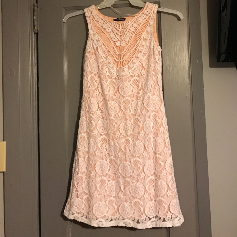 White lace dress