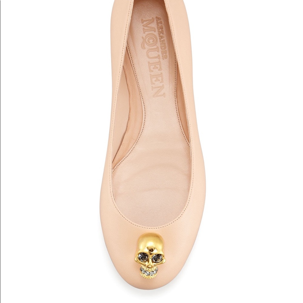 Alexander McQueen nude skull flats size 38