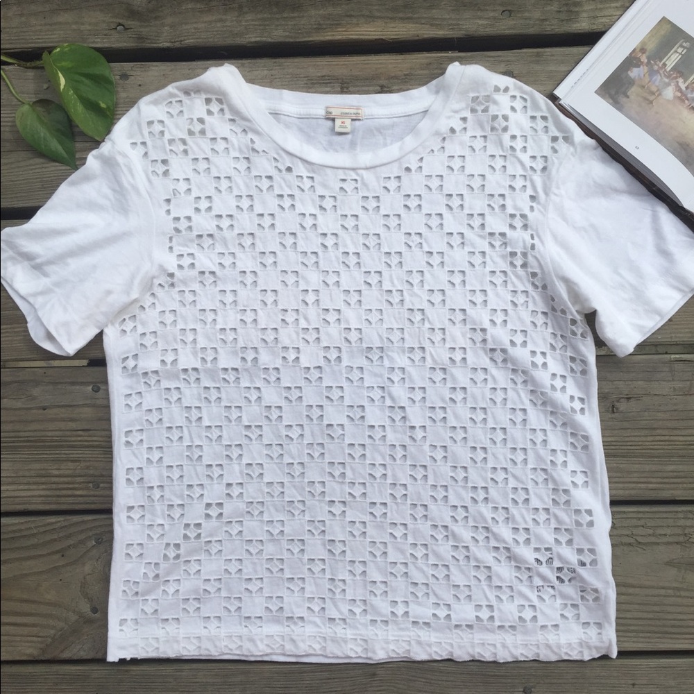 GAP Shirt