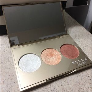 Becca Jaclyn Hill Highlight Palette