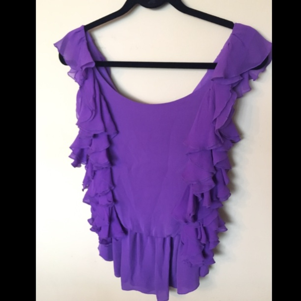 Alice + Olivia flutter sleeve blouse