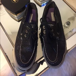 Woman's Sperry size 10