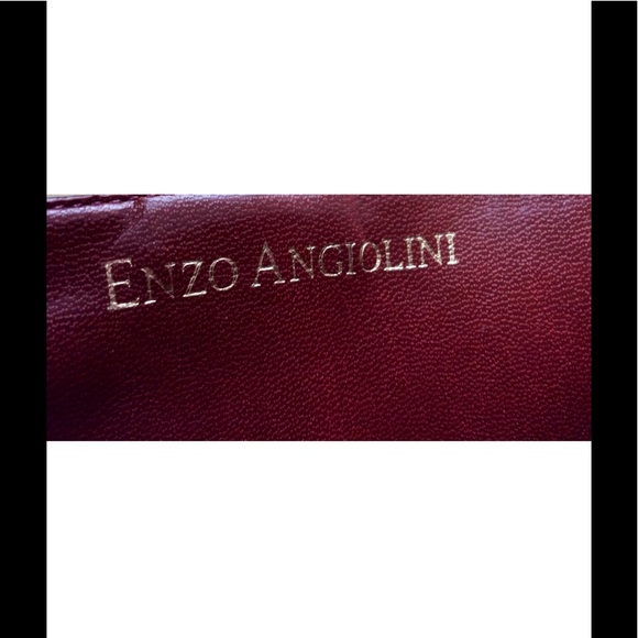 SOLD...✅✅✅ NEW DARK BROWN LEATHER BOOTS - Picture 7 of 8