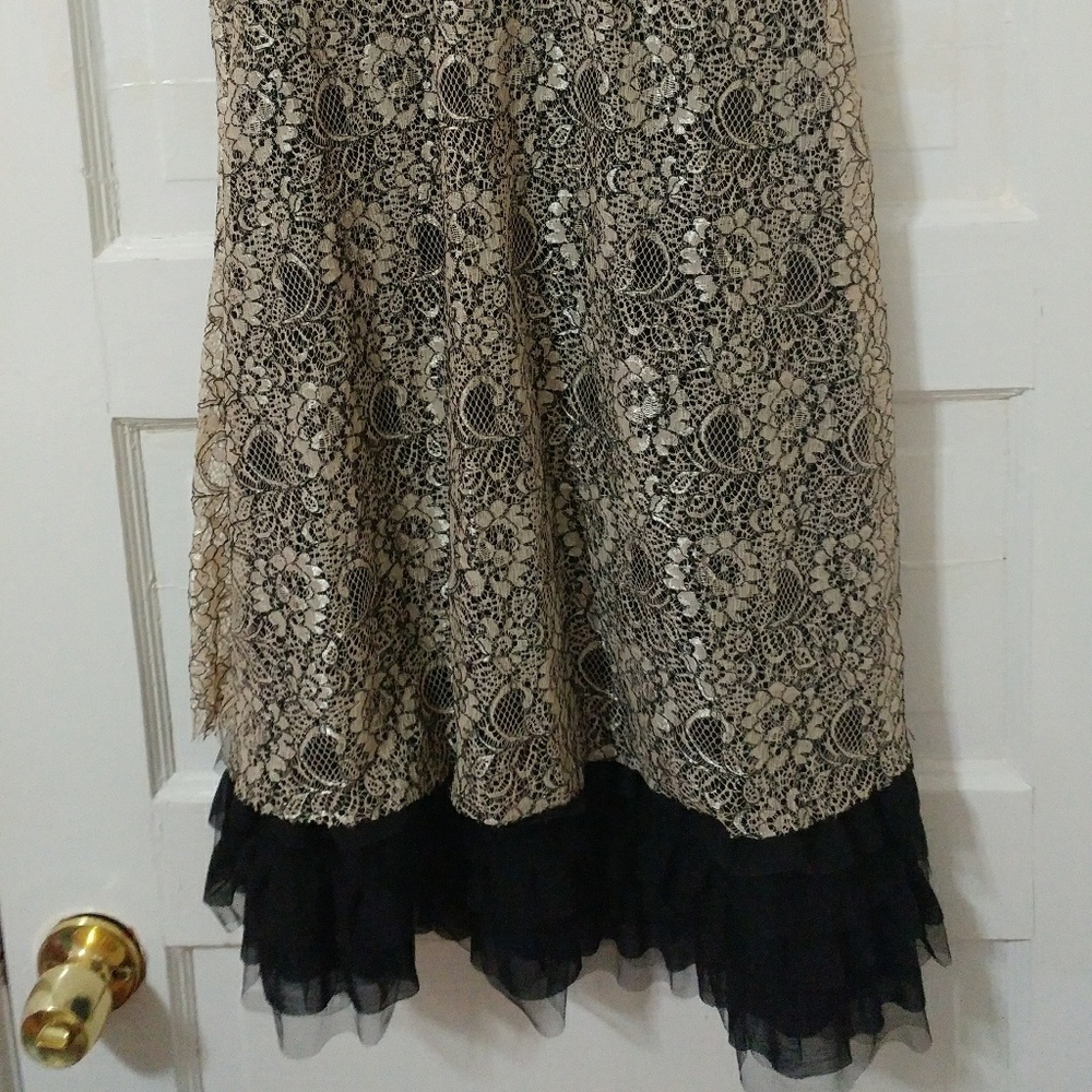 Tunic - Picture 3 of 3
