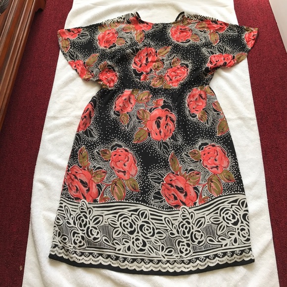 Coral and black rayon dress - Picture 2 of 4