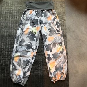 Lululemon printed fold over waist harem pants