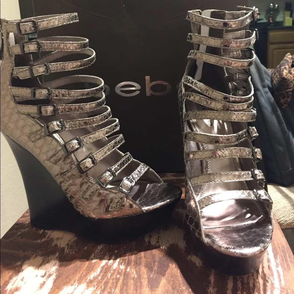 Bebe heels