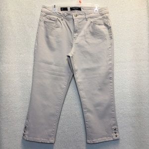 Nine West Khaki Capri