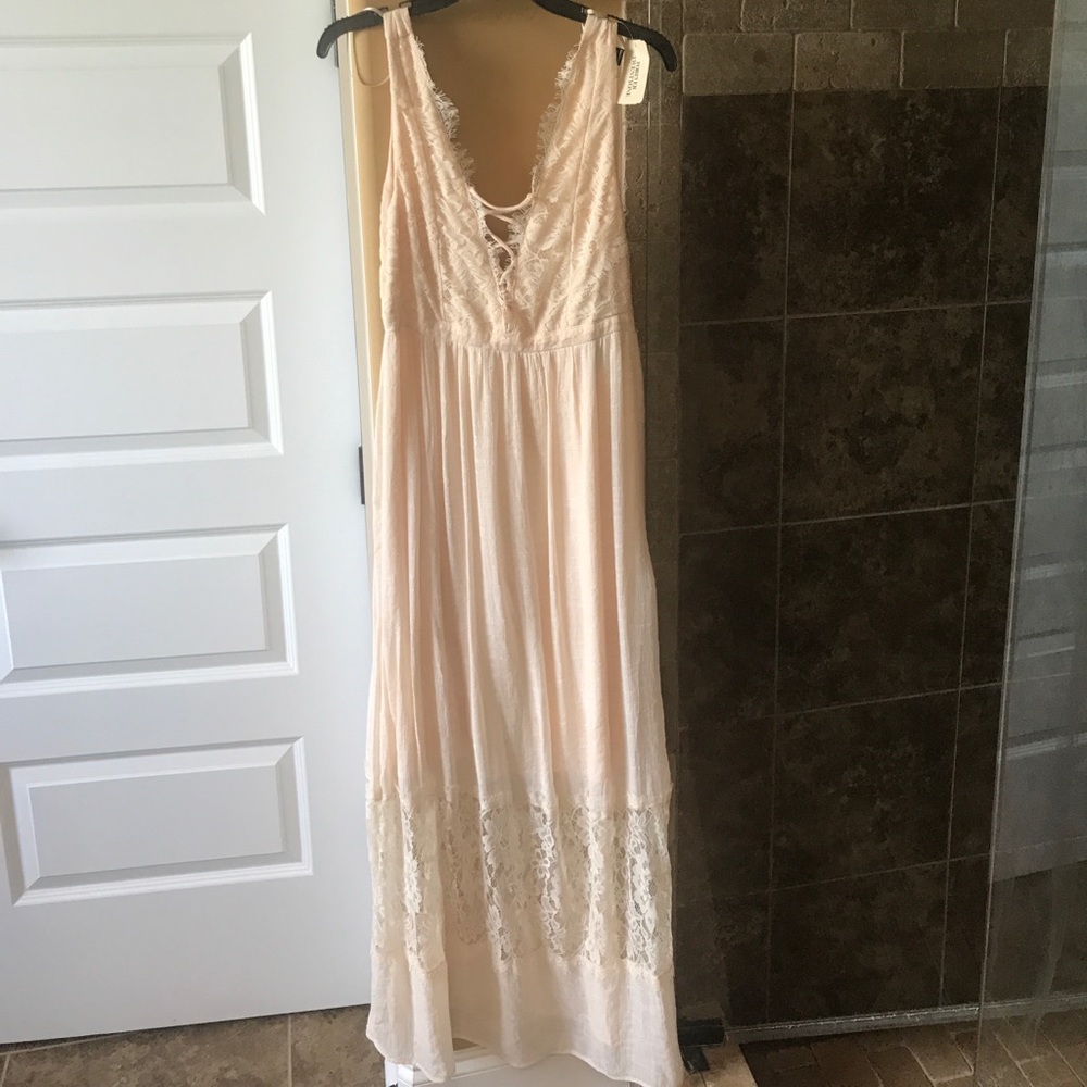 NWT forever 21 cream maxi dress