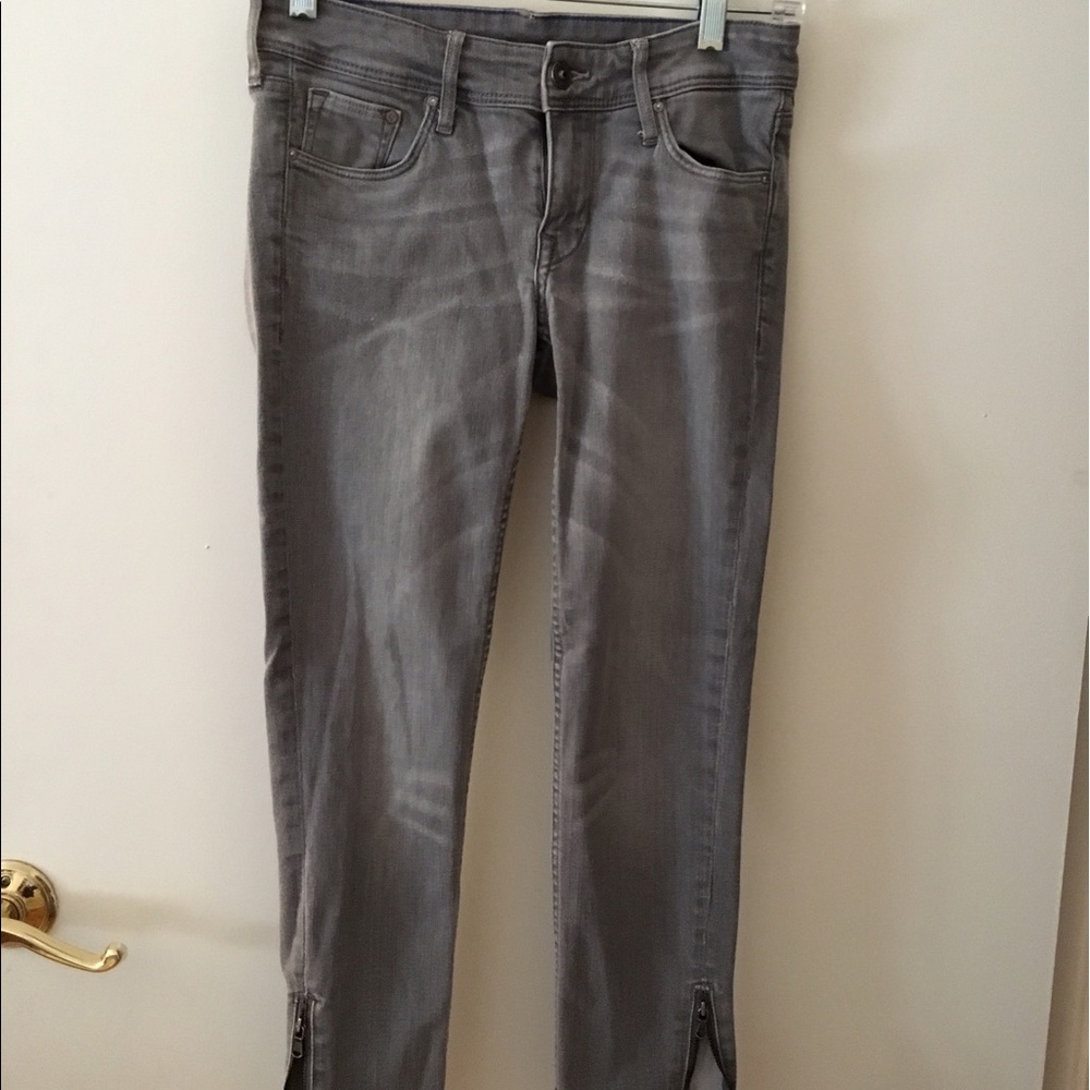 Gray Express Capris with Zipper