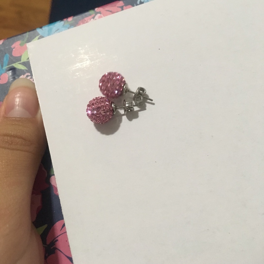 Pink ball earrings - Picture 3 of 3