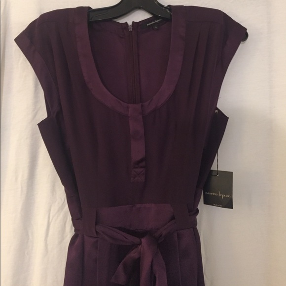 Silk dress with tie at waist - Picture 2 of 3