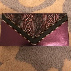 Tarte neutralEYES: volume 3