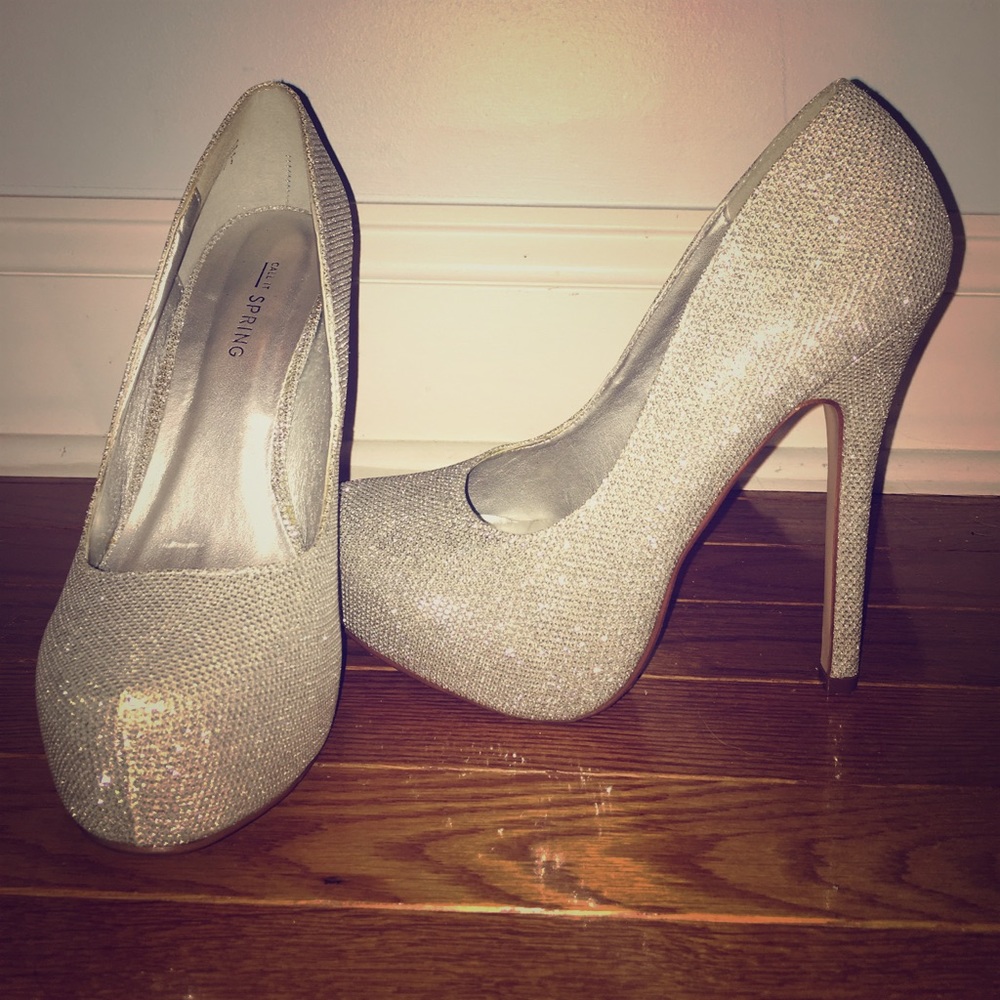 Call It Spring pumps