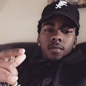 Meet your Posher, Marco hélio