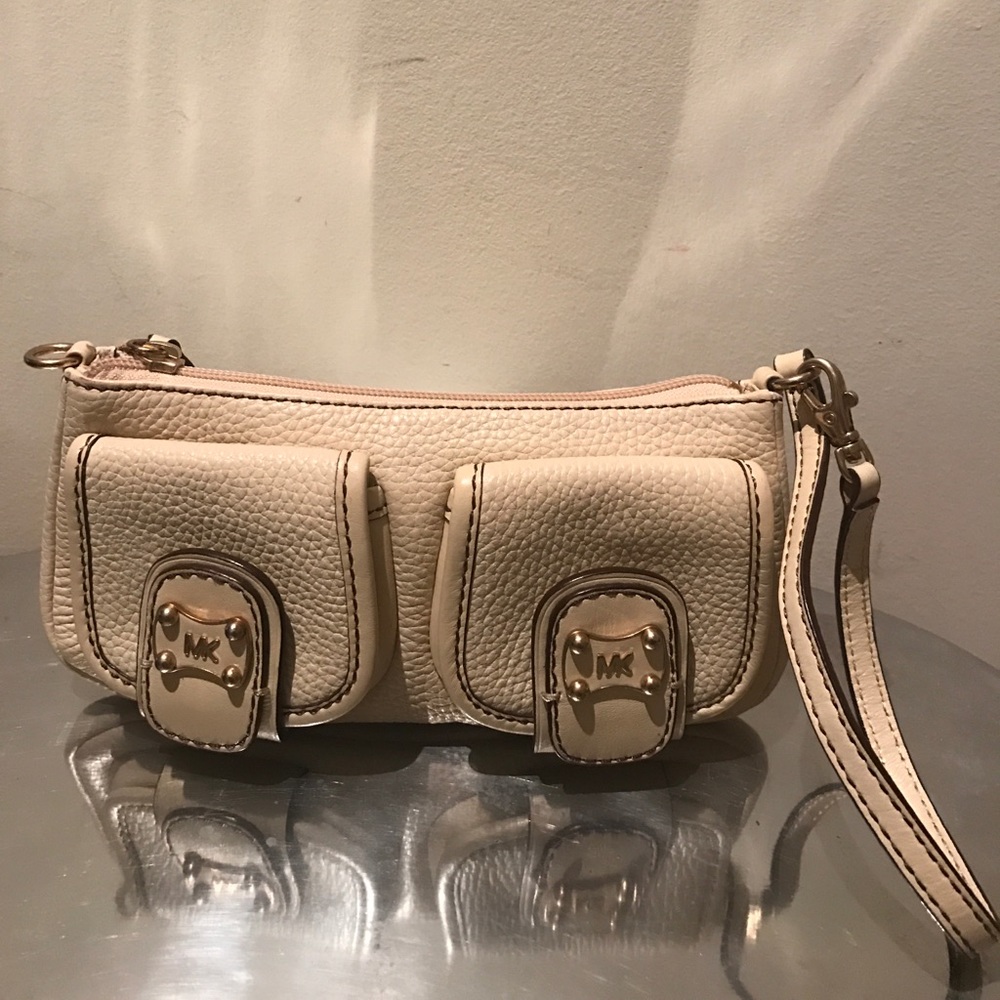 NEW Michael Kors Genuine Leather Wallet