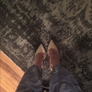 Sexy Steve Madden taupe pumps