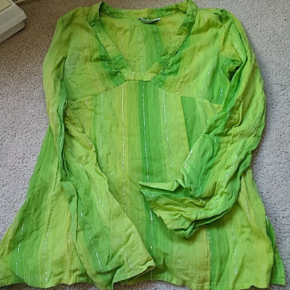 Dazzling green tunic top