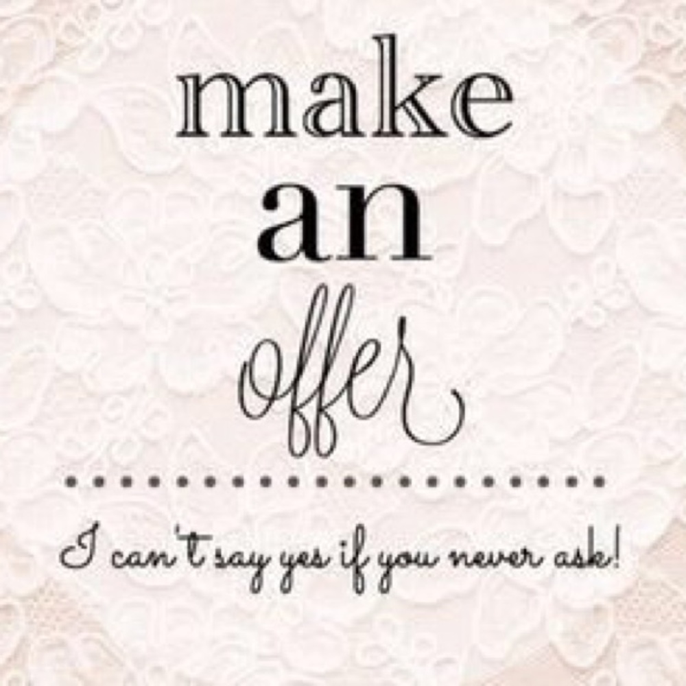 👗HELP ME CLEAN OUT MY CLOSET👛