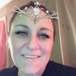 Meet your Posher, Shona