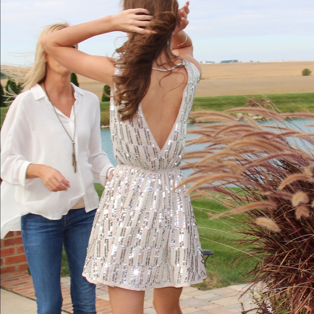 Taupe embellished dress - Picture 2 of 4
