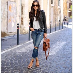 FRAME denim Le Garçon destroyed boyfriend jeans