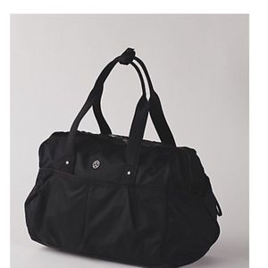 Lululemon all day duffle bag