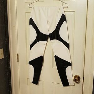 VENUS Pants size 6