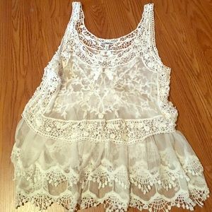 Lace/croquet White Top