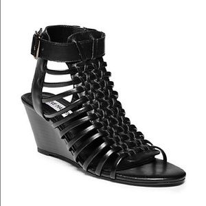 Steve Madden leather black gladiator sandals