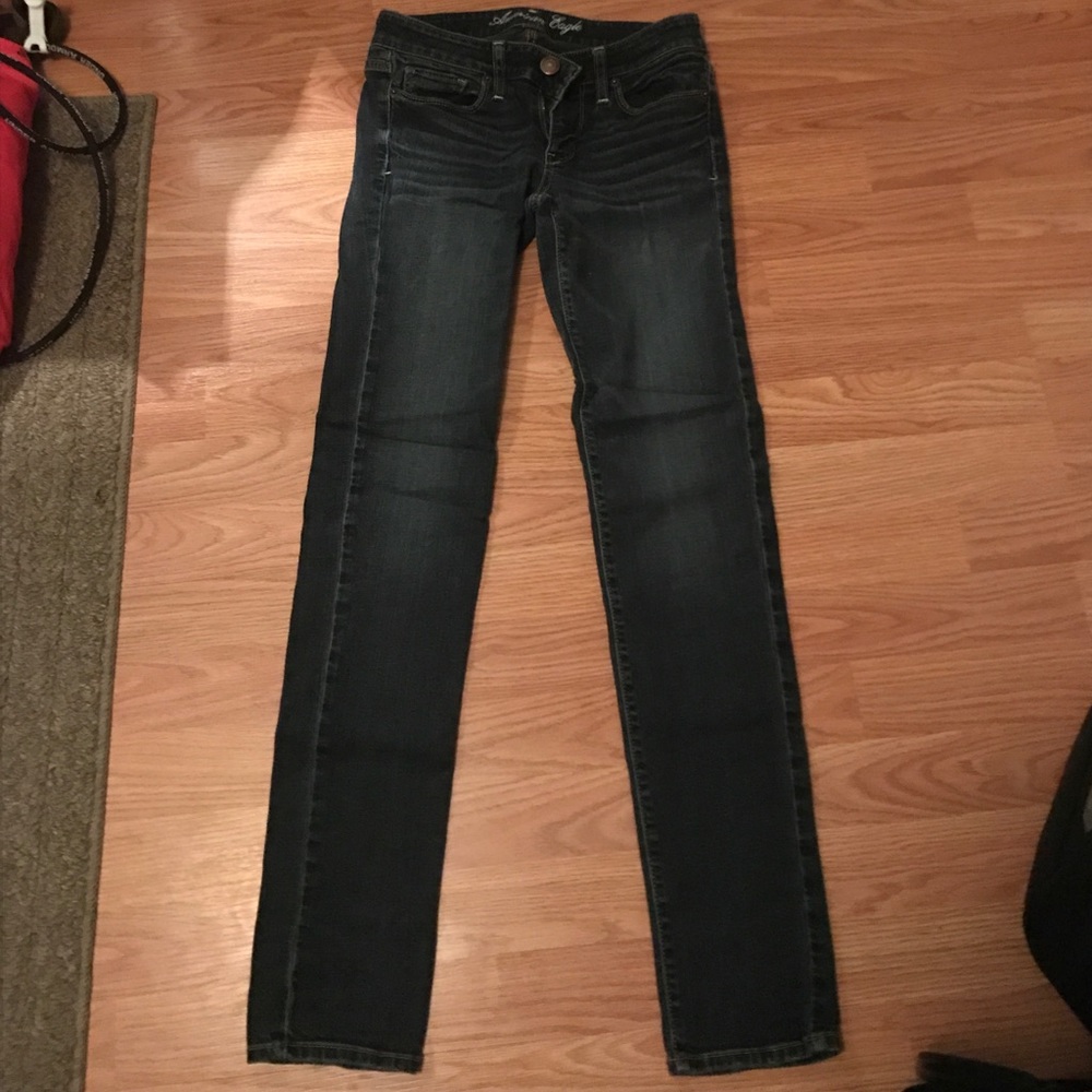 AMERICAN EAGLE SKINNY JEANS