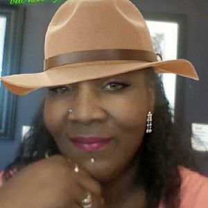 Meet your Posher, Miranda