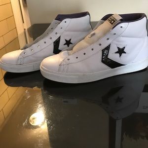 Leather Converse.. Size 10.5 w/black & purple