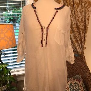 ✅Nine West tunic top.