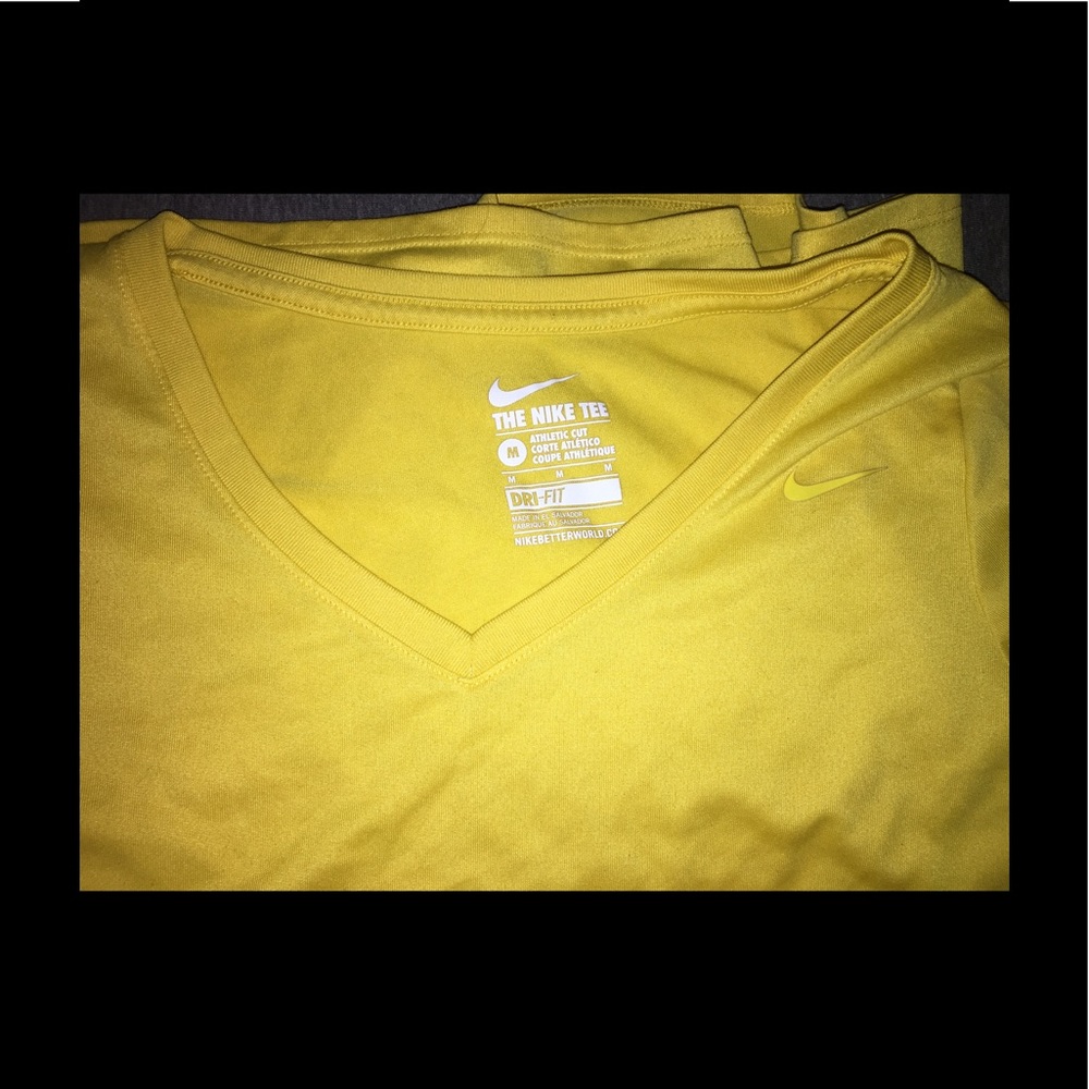 Nike dry-fit t shirt