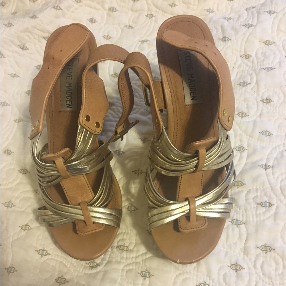 Steve Madden wedges