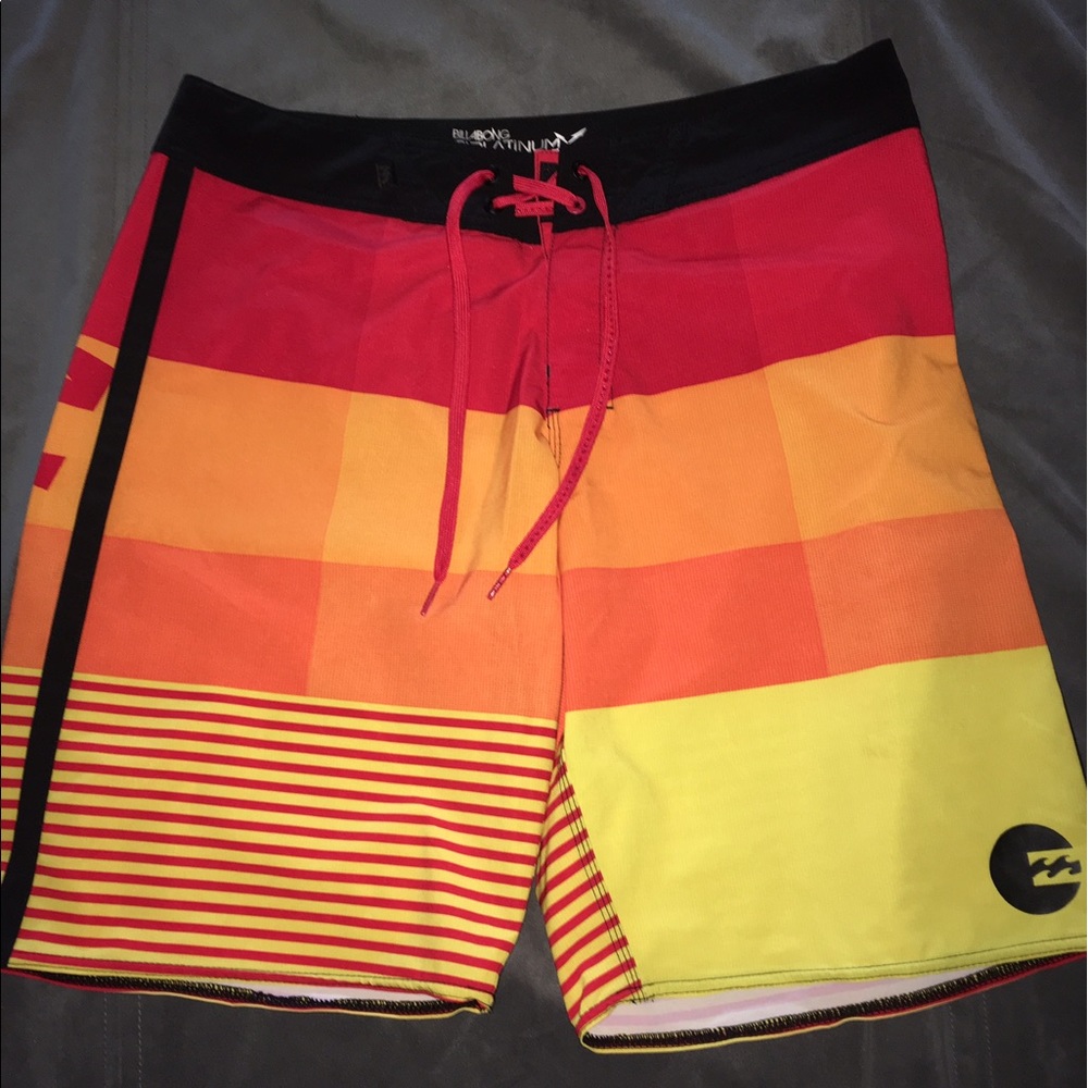 Billabong boardshorts