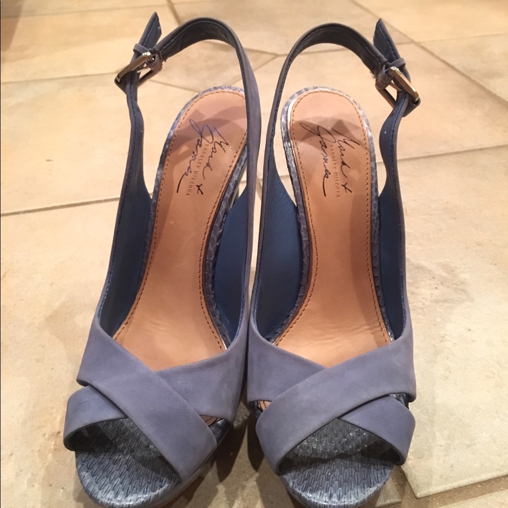Badgley Mischka stiletto heels